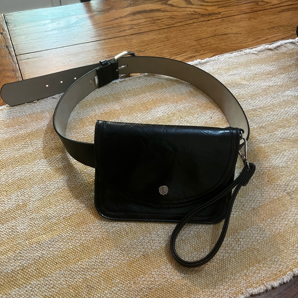 Vince Comuto wristlet/belt